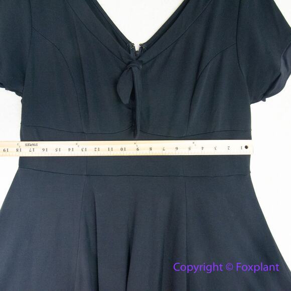 Unique Vintage black fit and flare dress short sleeves with tie bow, size 2XL - Picture 5 of 14
